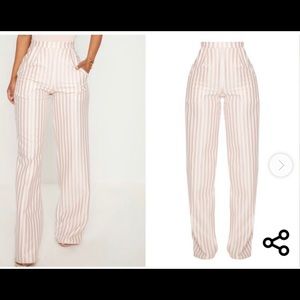 95% Polyester 5% Elastane